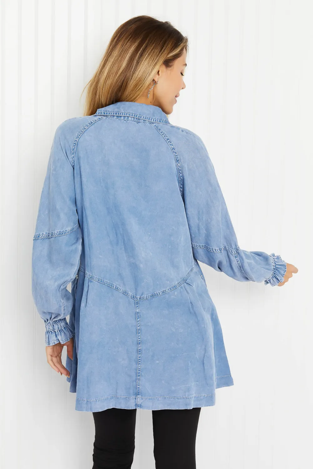 *App Exclusive* Chambray Button-Up Swing Tunic