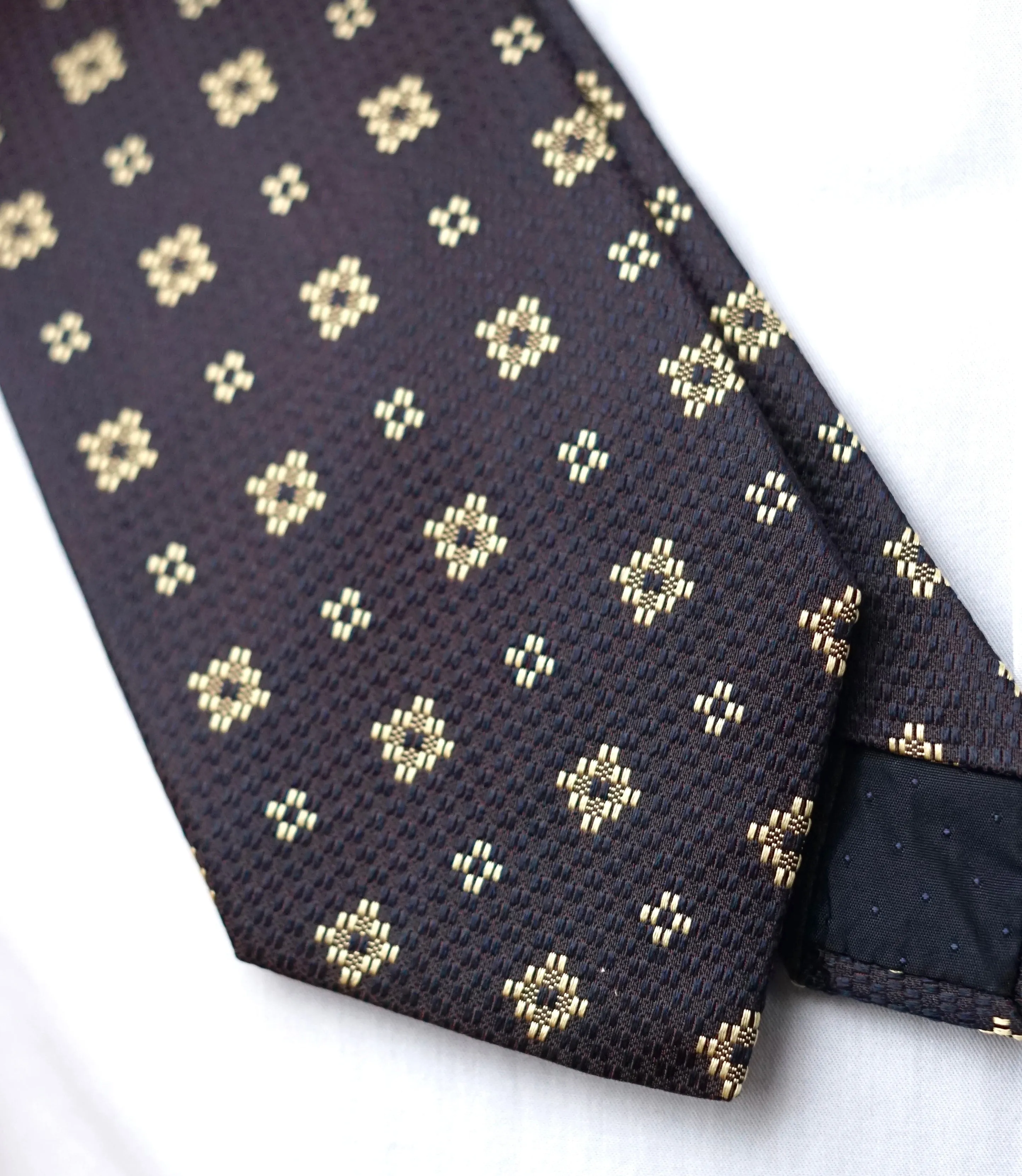 Camilla Vintage Tie