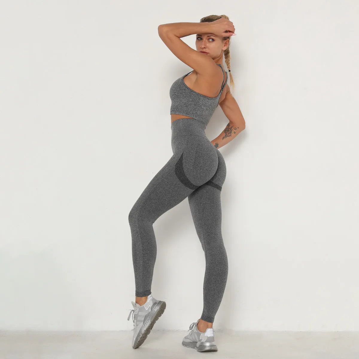 European and American Knitted Seamless Folding Peach Hip Raise Yoga Pants Sports Workout Bra Yoga Suit