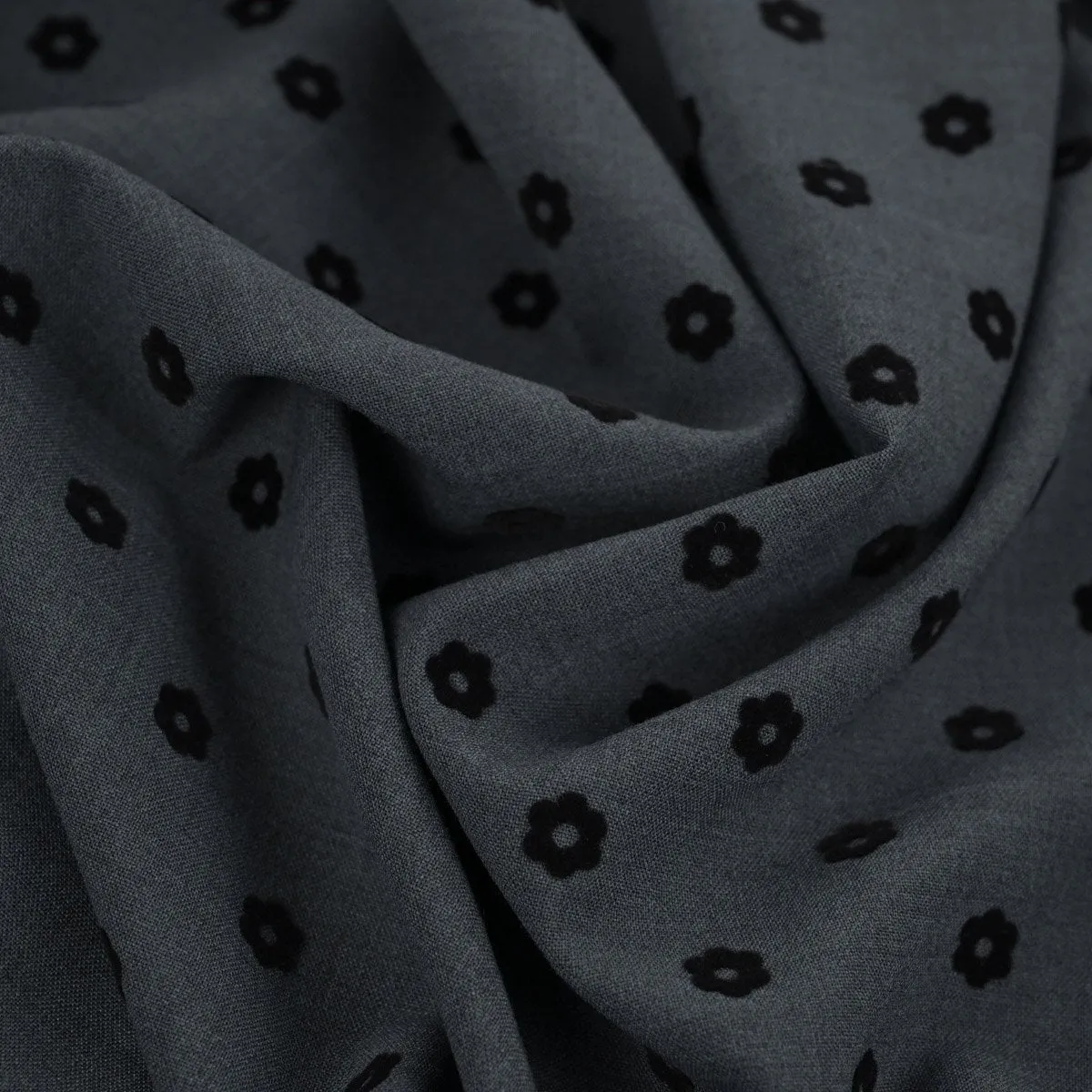 Grey Suiting Fabric 99770