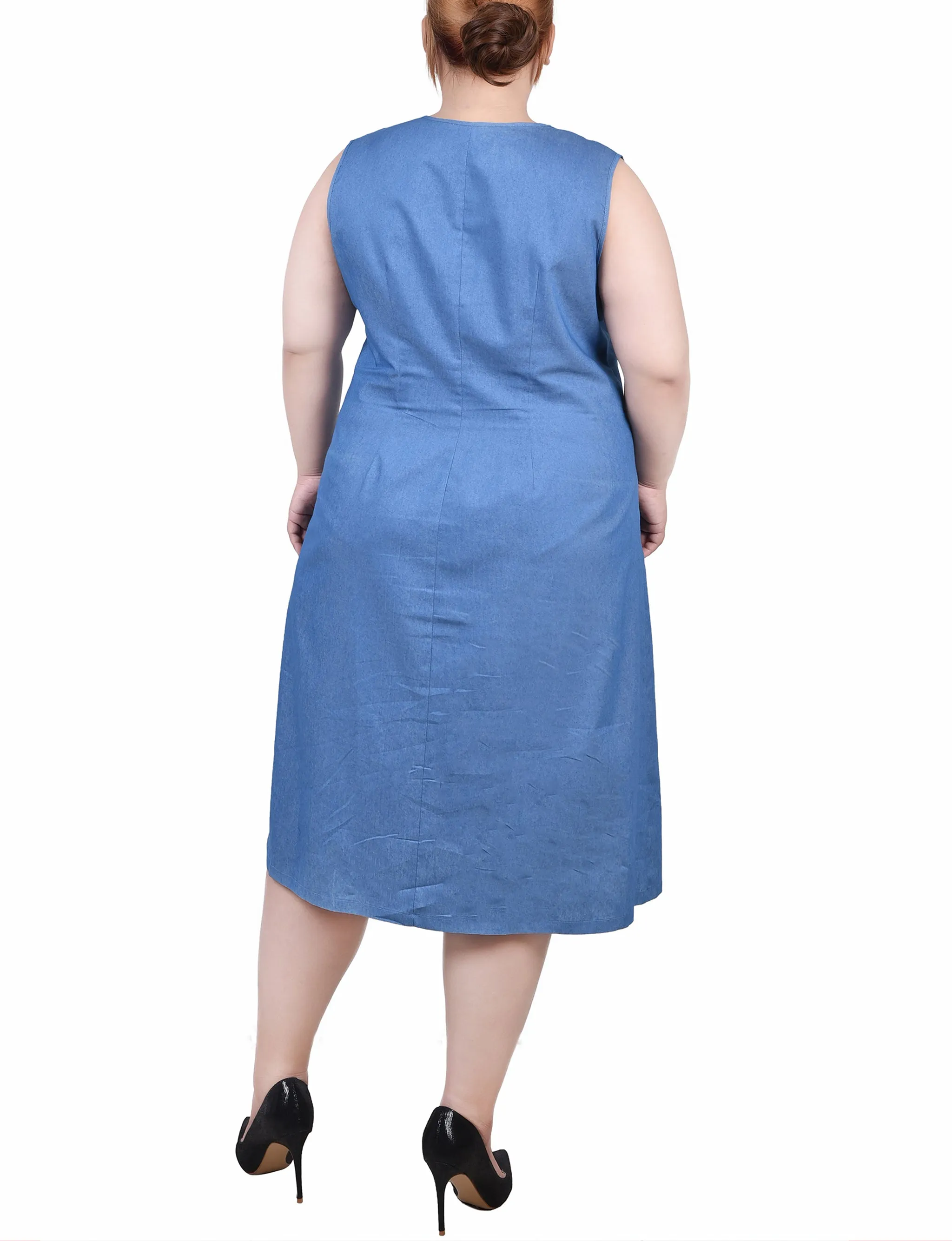 Plus Size Sleeveless Chambray Dress With Hardware